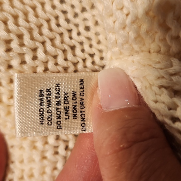 Buckle Cream cardigan - Picture 7 of 7